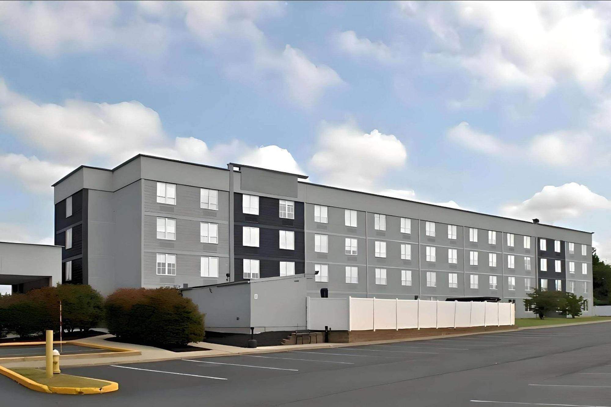 Comfort Inn & Suites Pottstown Eastern Gateway Exterior foto